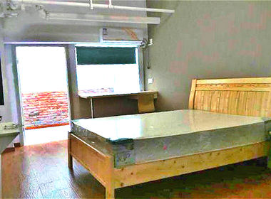 彩虹家创客公寓 1室0厅1卫