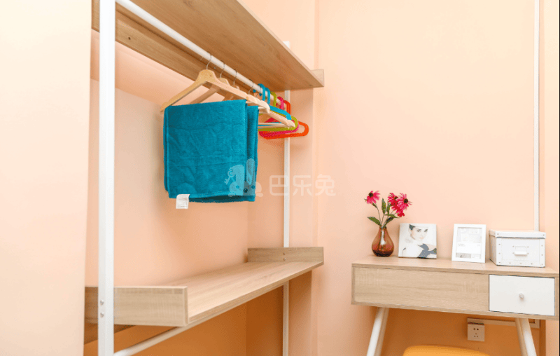 来休公寓（凤凰岗店）2302718卧室图3