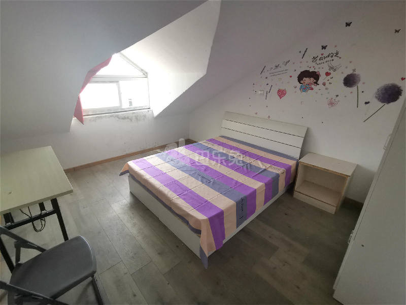 沁乐小区2304175卧室图0