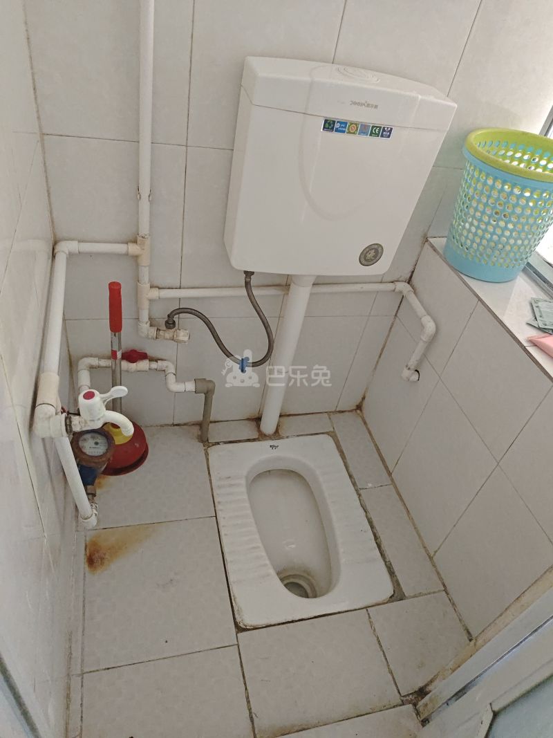 南油生活B区2304743卫生间图4