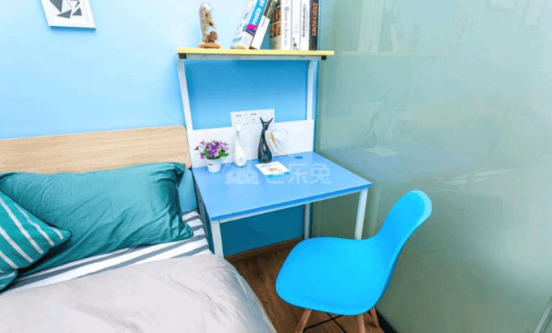 扎根公寓（后亭店）2411210卧室图2