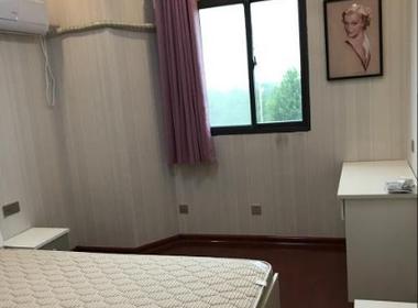 中泰之家公寓 1室0厅1卫