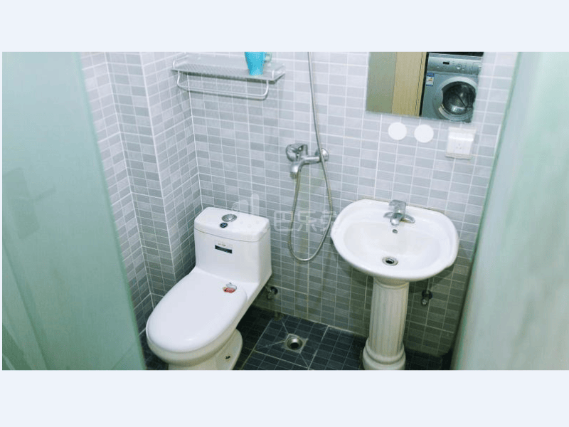 白领易居（大光路店）2421587卫生间图2