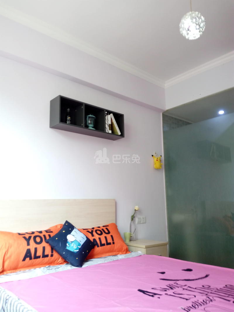 白领易居（大光路店）2421587卧室图1