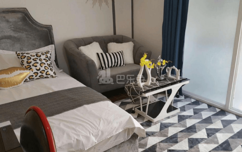 鸿都公寓（江南百货店）2421862卧室图3