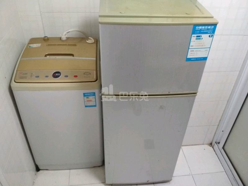 新虹园小区2435537厨房图4