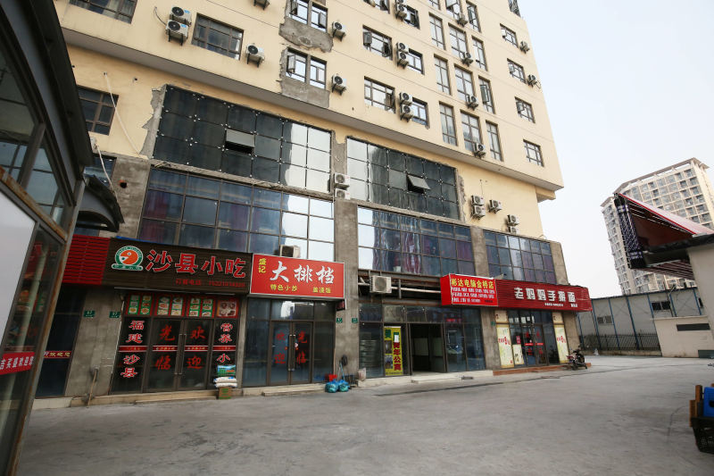排排坐成都冒菜,乡村大院 购物:金桥太茂商业广场,金桥大拇指广场