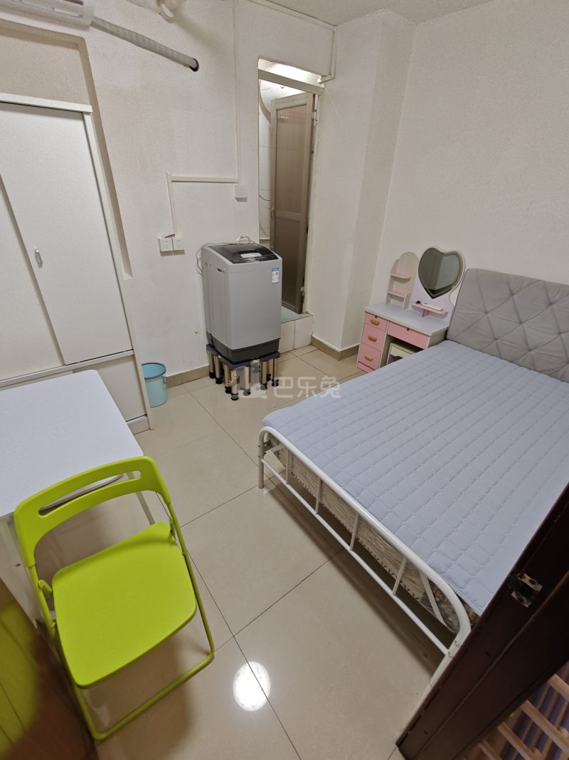 现代城华庭2472648卧室图2