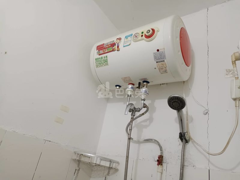 南贸花园2475502卫生间图2