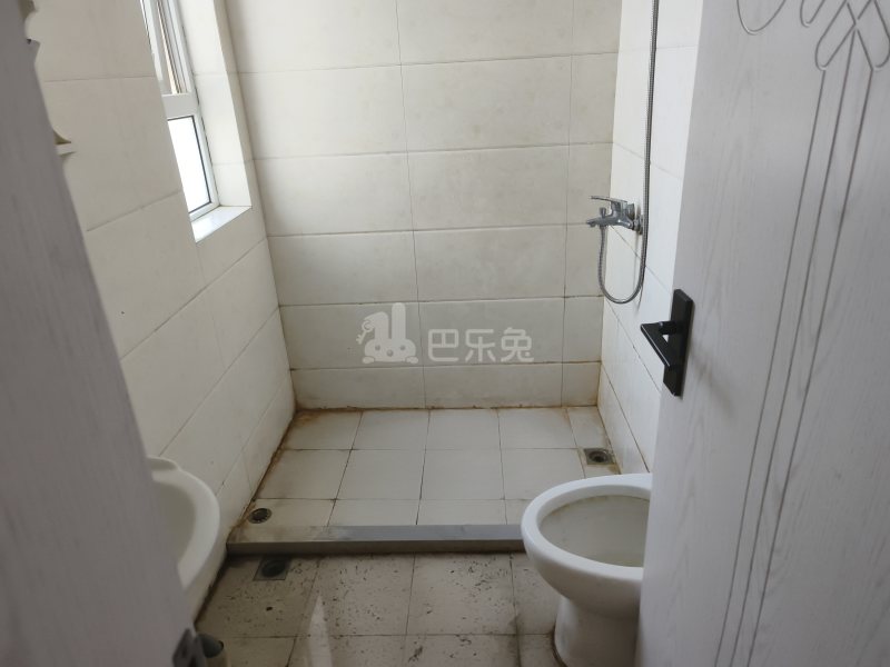 外冈景苑2519690卫生间图9