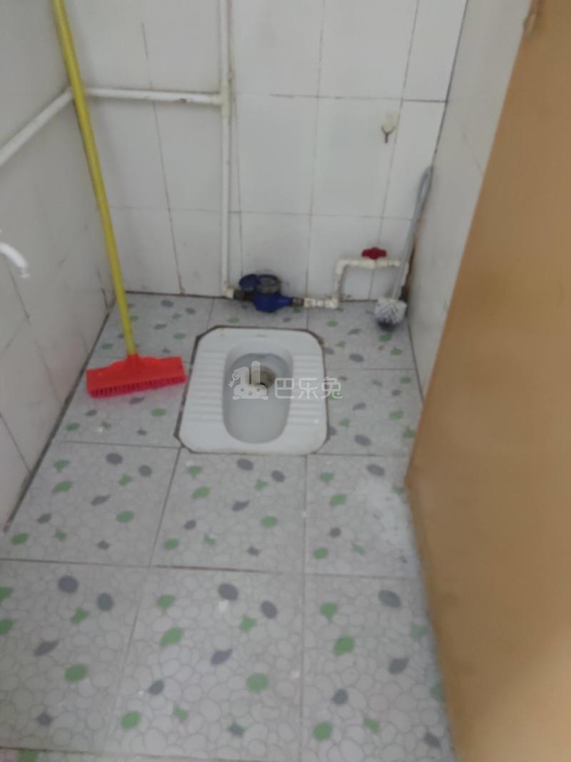 常兴苑2561173卫生间图4