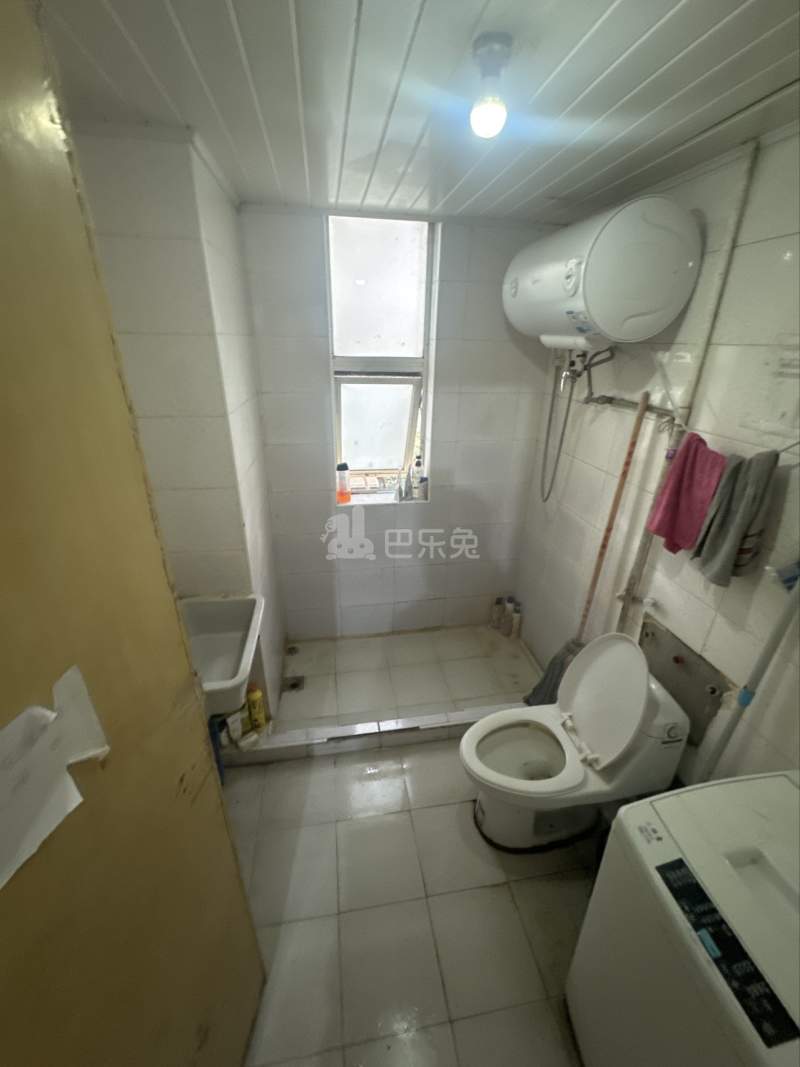 逸居苑2607474卫生间图4