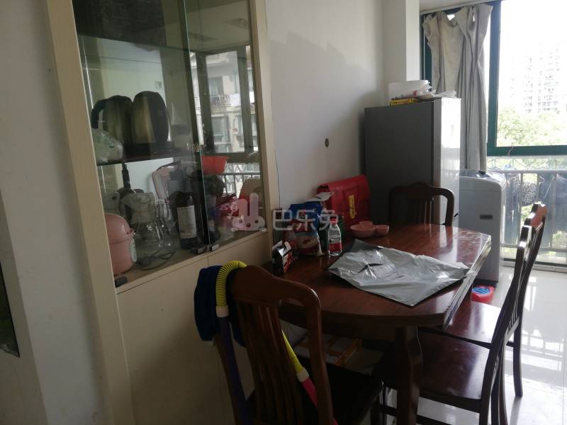 美林小城2632040客厅图6