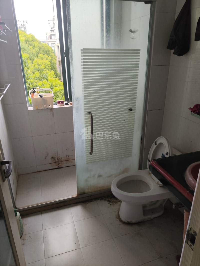 美林小城2632040卫生间图10