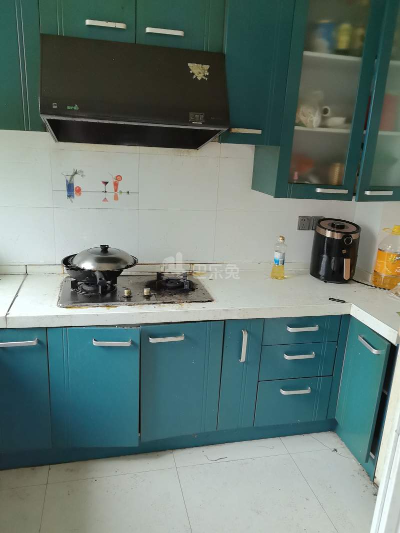 美林小城2632040厨房图8