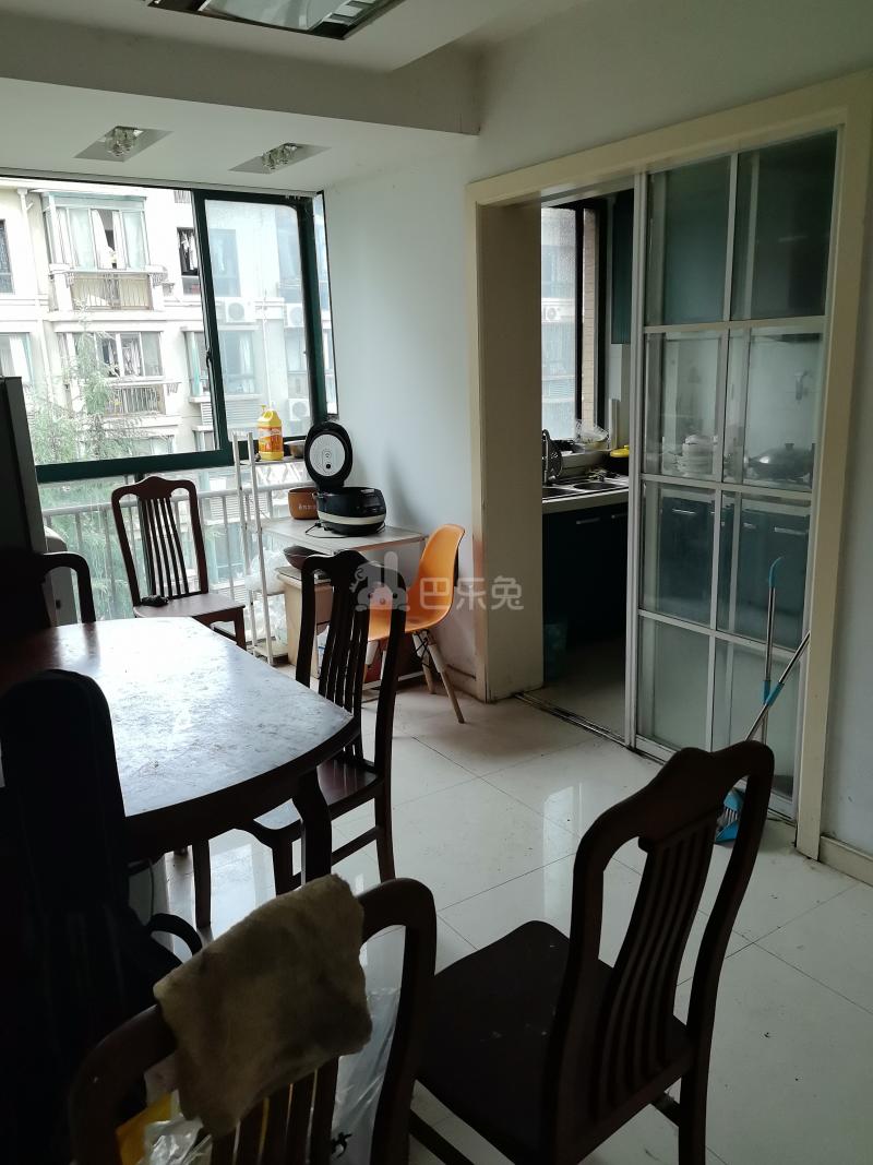 美林小城2632040客厅图5