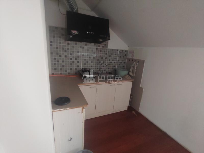 沁乐小区2724307厨房图5