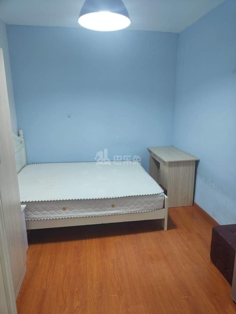 聚丰景都2779322卧室图3