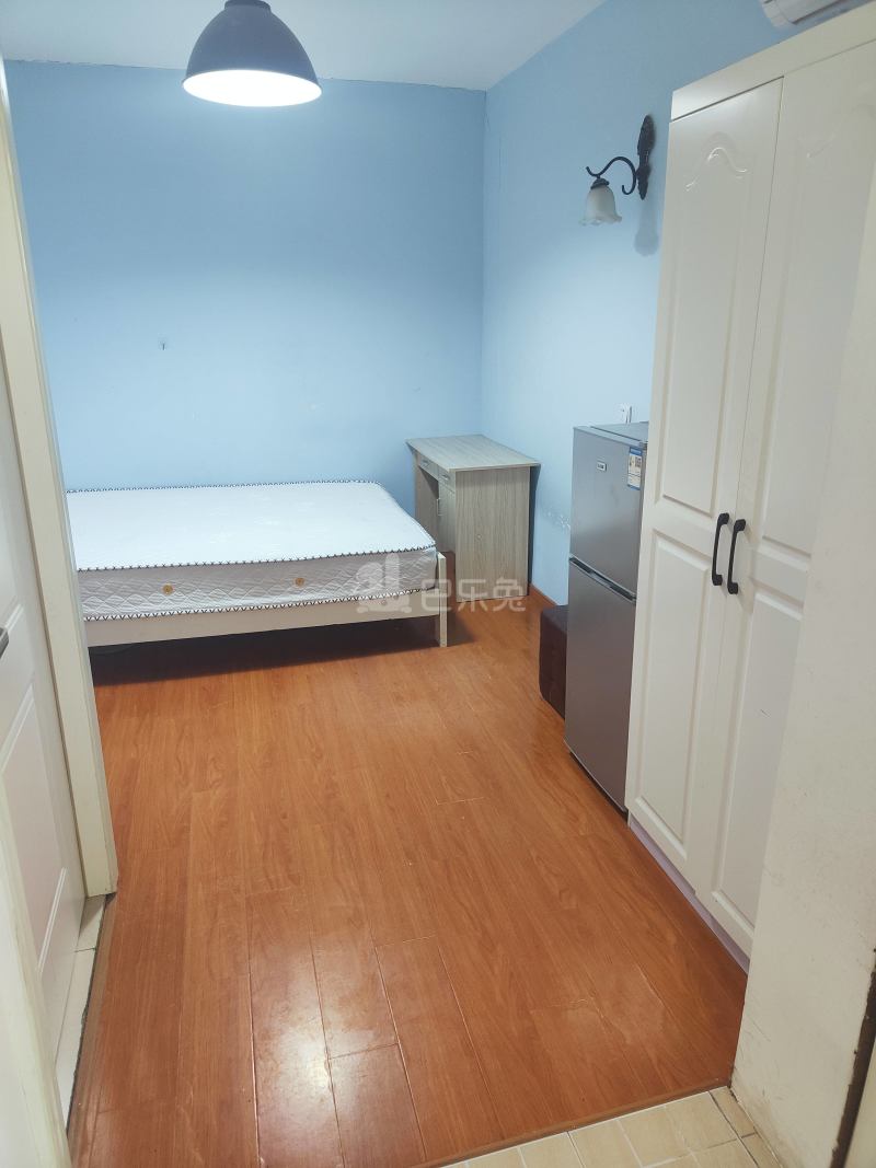 聚丰景都2779322卧室图5