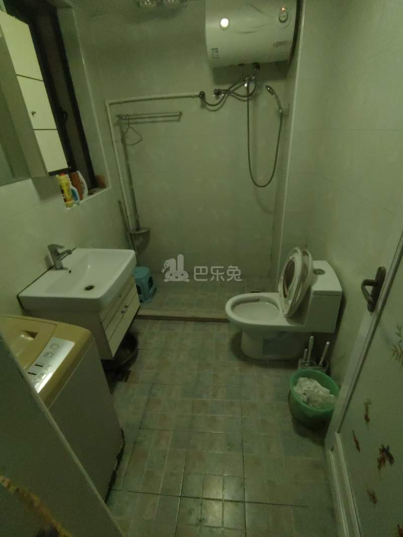 信诚丽都苑2787281卫生间图5