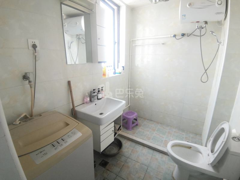 信诚丽都苑2787281卫生间图6