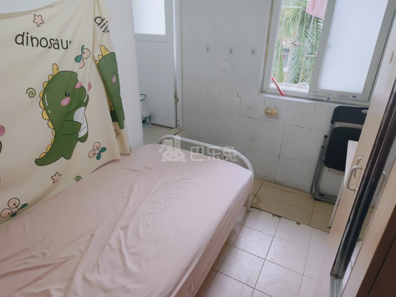 龙电花园B区2796845卧室图2