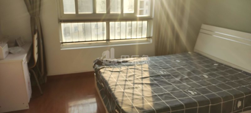 中星海兰苑282702卧室图3