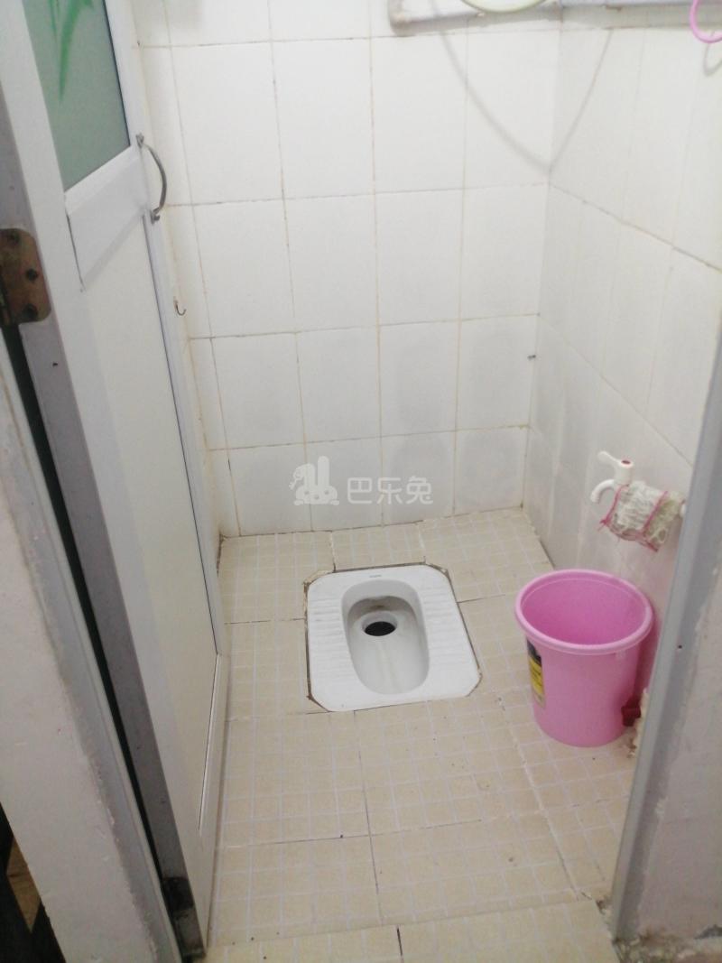 南龙苑2876955卫生间图4