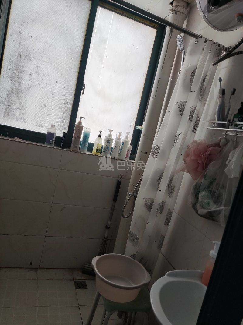 骏苑2期2996933卫生间图9