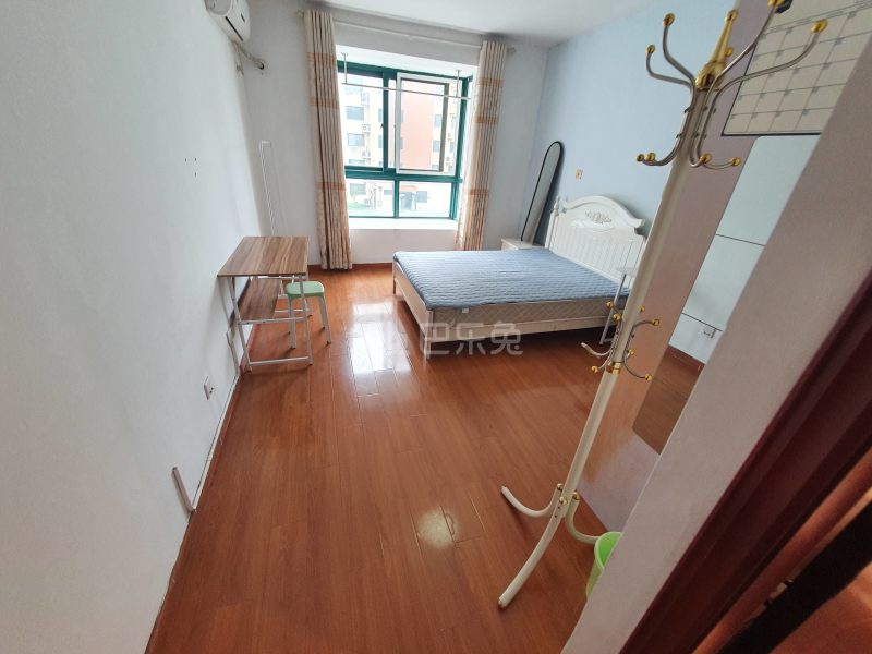 骏苑2期2996933卧室图0