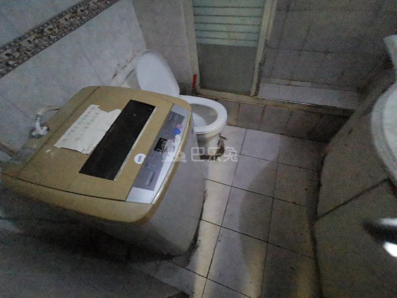 幸福第一公寓3077640卫生间图6