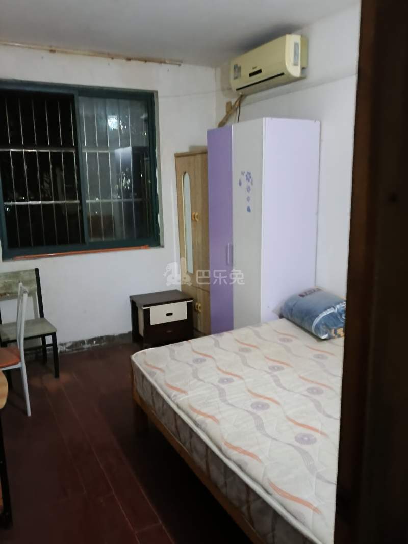 润江花苑3082696卧室图2