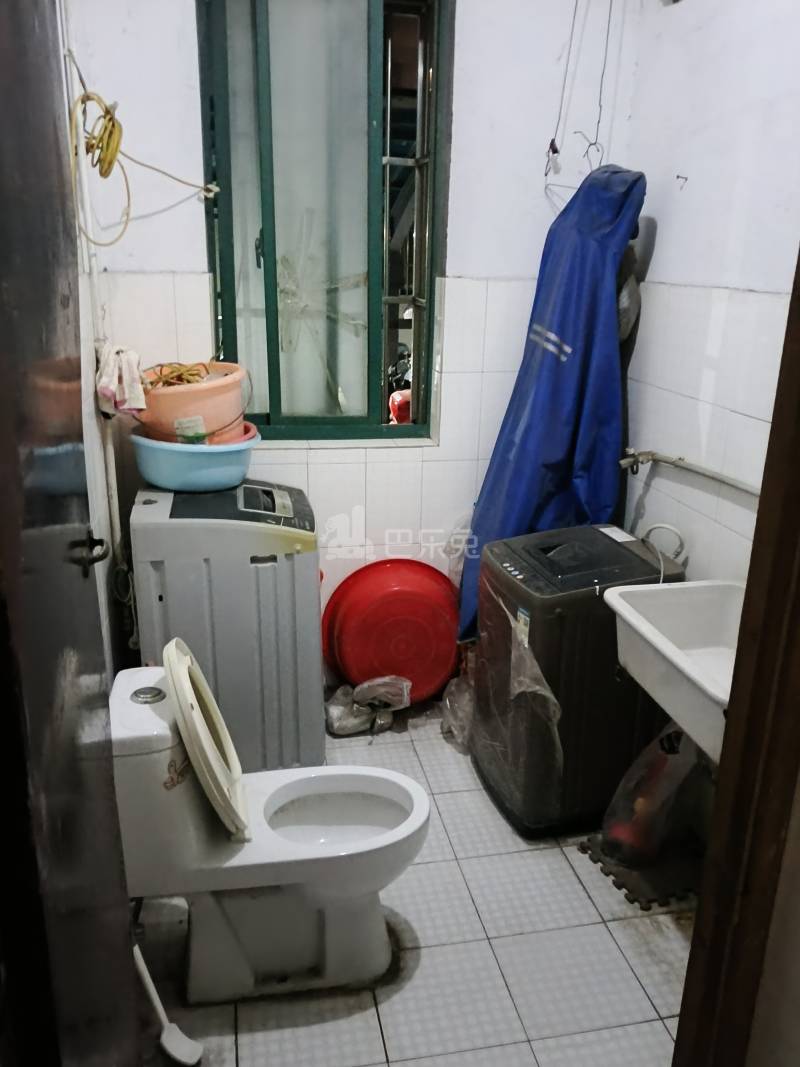 润江花苑3082696卫生间图7