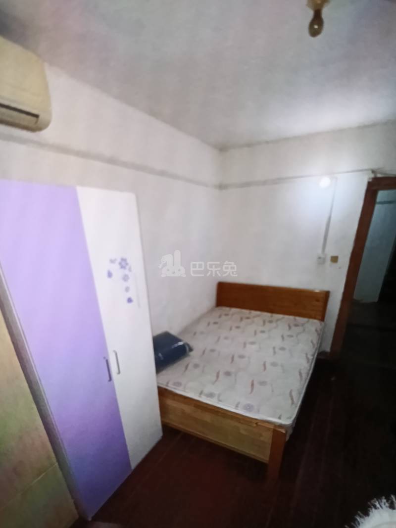 润江花苑3082696卧室图3