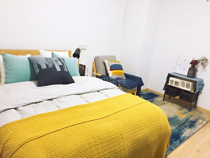 金地草莓社区（清湖二店）3224902卧室图2