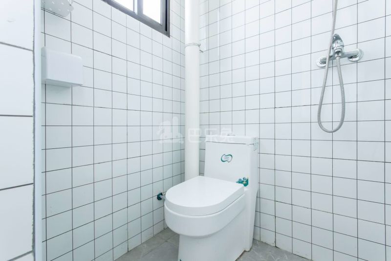 金地草莓社区（清湖二店）3224905卫生间图5