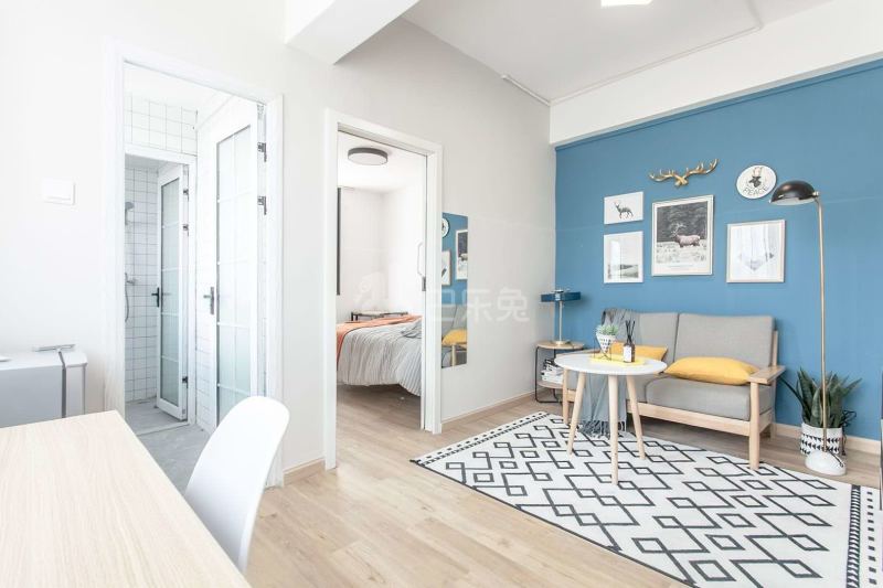 金地草莓社区（清湖二店）3224905客厅图3