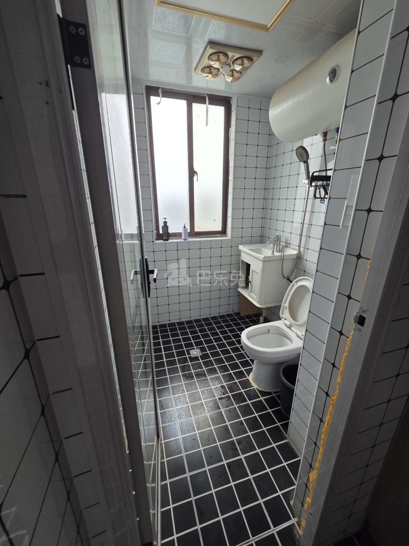 泰翔嘉苑10170163卫生间图5