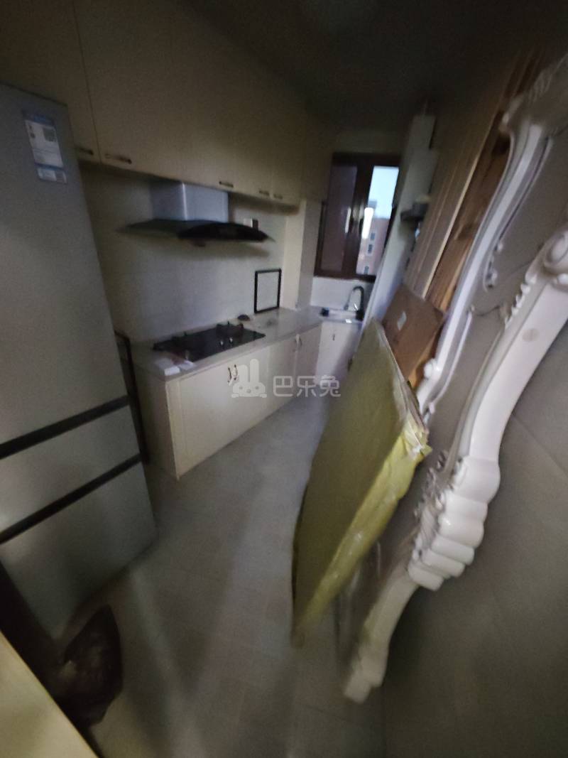 佘北家园瑞兰苑3358789厨房图4