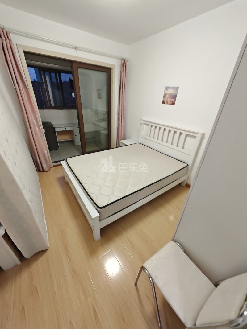 佘北家园瑞兰苑3358789卧室图0