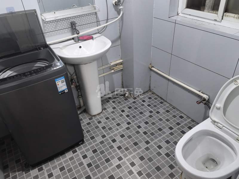 和亭佳苑3416450卫生间图6