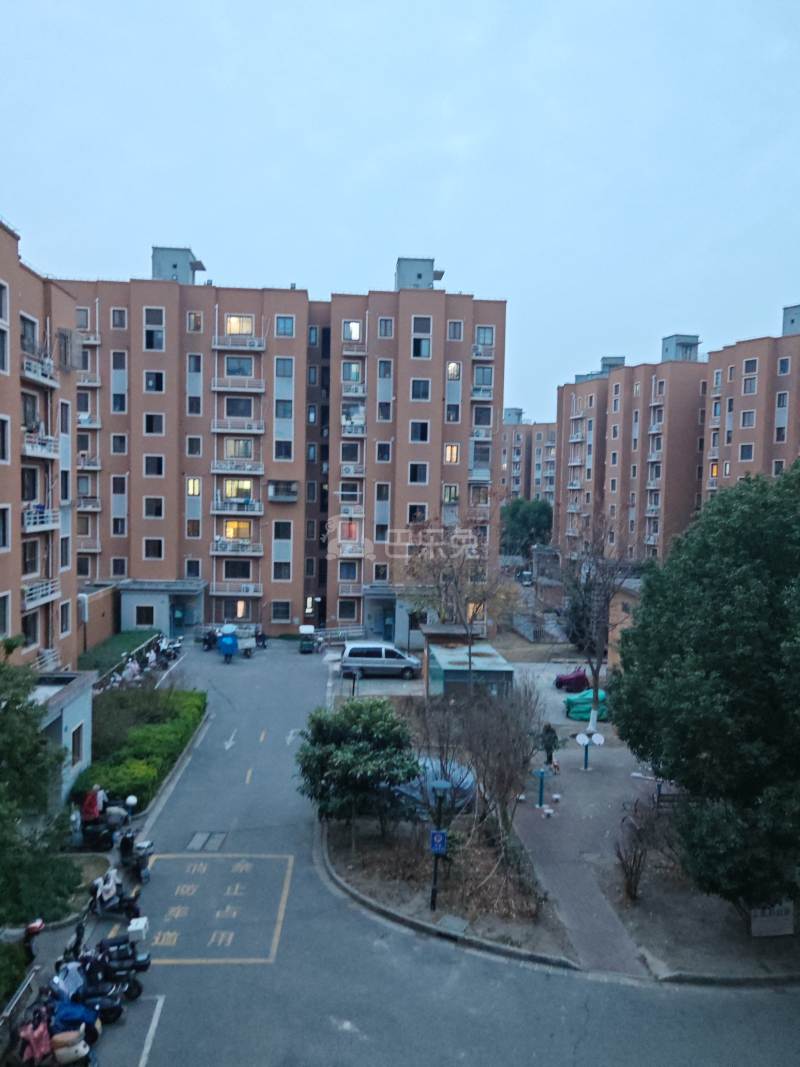 佘北家园瑞兰苑3435758周边环境图6