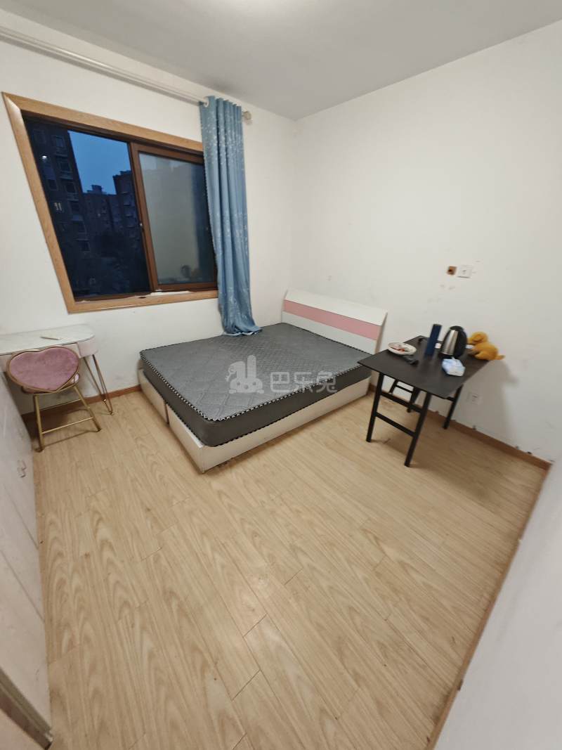 佘北家园瑞兰苑3435758卧室图1