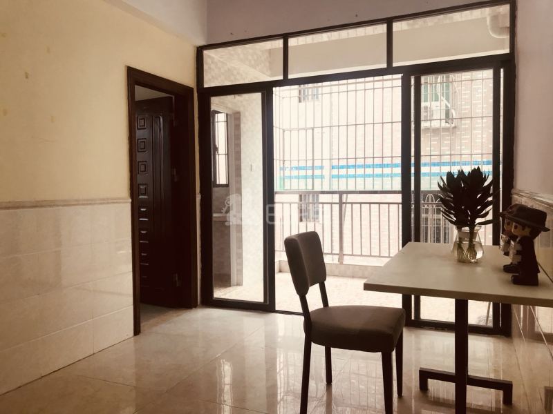 志业时尚公寓（墩背社区21栋）3449119客厅图4