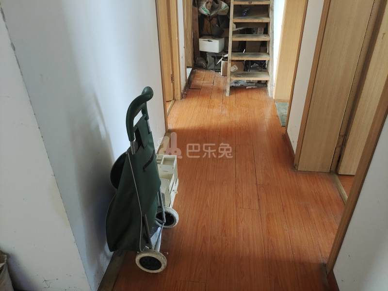 巷佳华苑1期13778905客厅图4