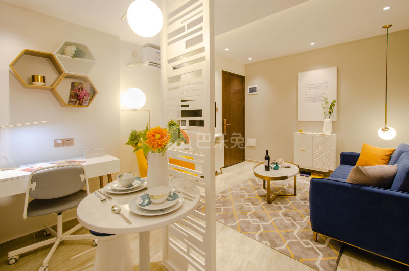 FOUR+奢尚公寓3464070客厅图6