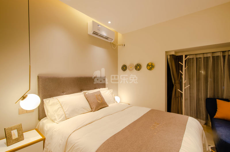 FOUR+奢尚公寓3464070卧室图3