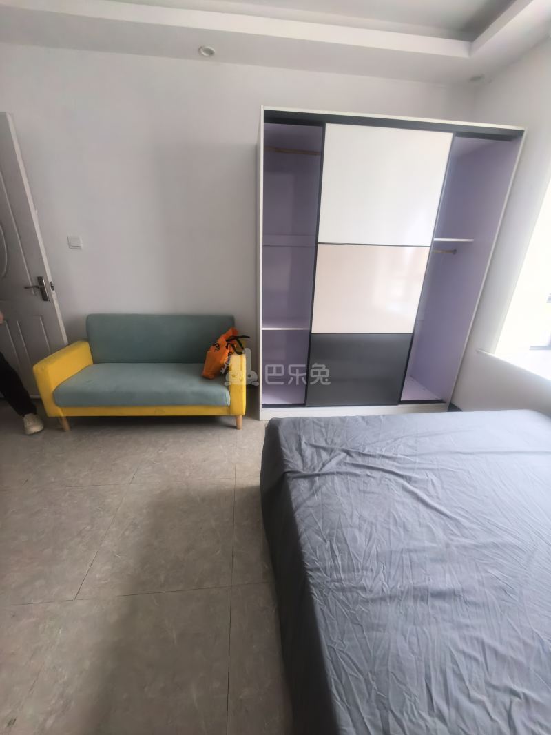 龙悦小区1区3469728卧室图2