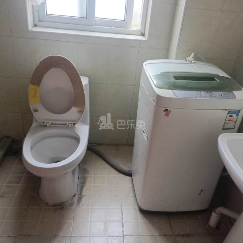 外冈景苑3556858卫生间图14