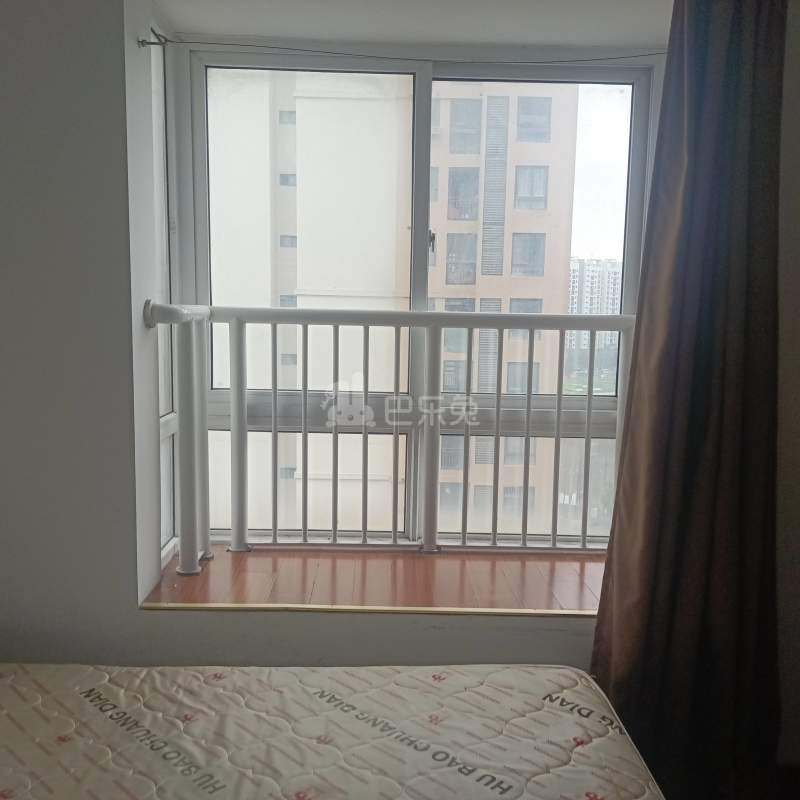 外冈景苑3556858卧室窗户图15